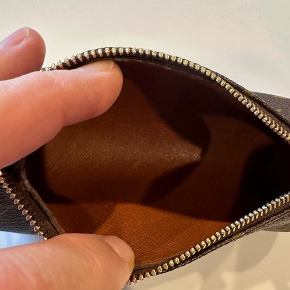 Louis Vuitton Mini Papillon - Picture 5 of 8